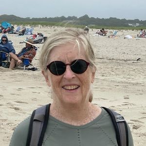 Meet your Posher, Kelly